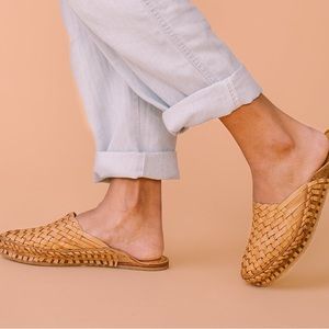 Mohinders Woven Slide In Honey Leather Flats Slip On